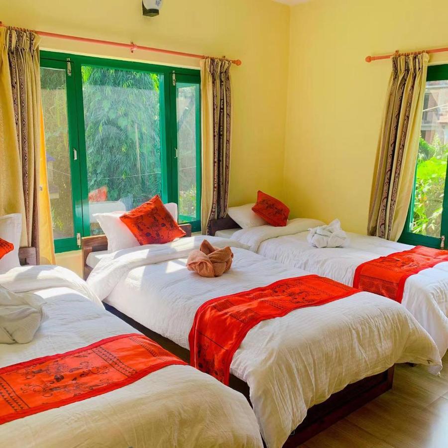Hotel Noble Inn花椒客栈 Pokhara Buitenkant foto