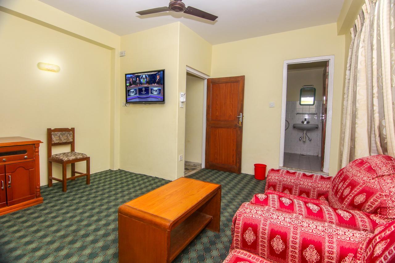 Hotel Noble Inn花椒客栈 Pokhara Buitenkant foto