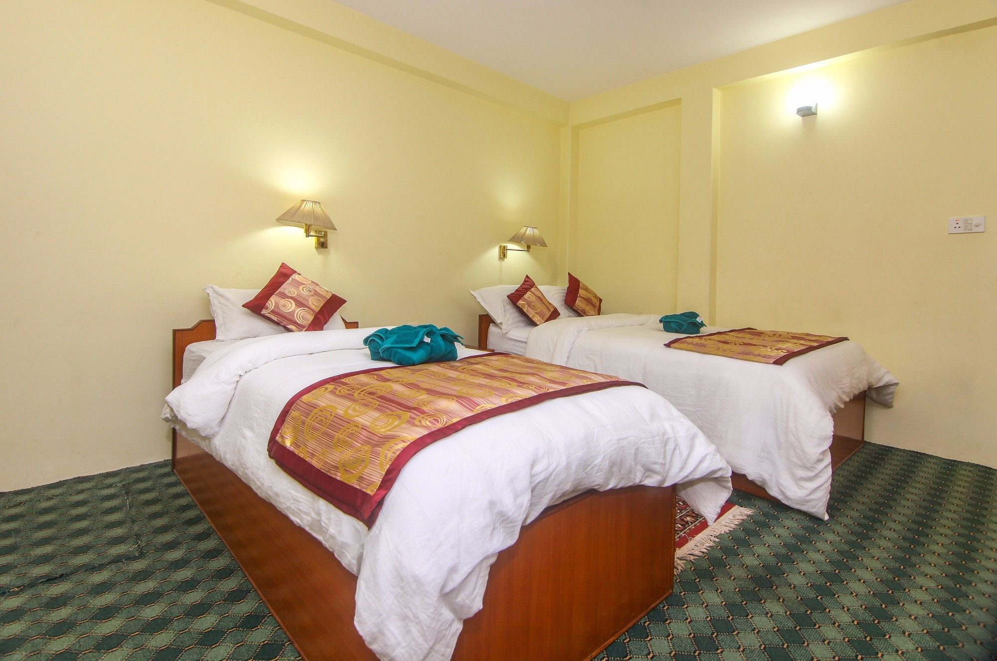 Hotel Noble Inn花椒客栈 Pokhara Buitenkant foto