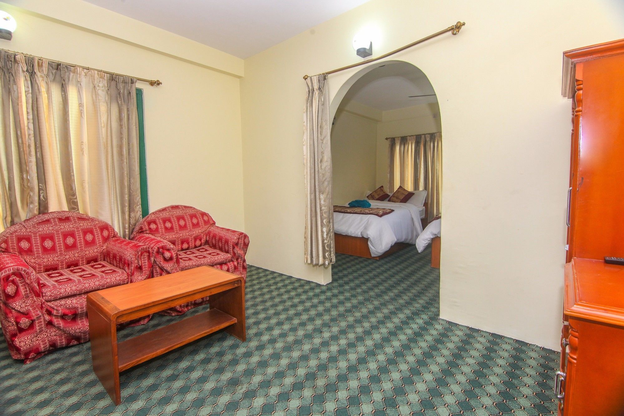 Hotel Noble Inn花椒客栈 Pokhara Buitenkant foto